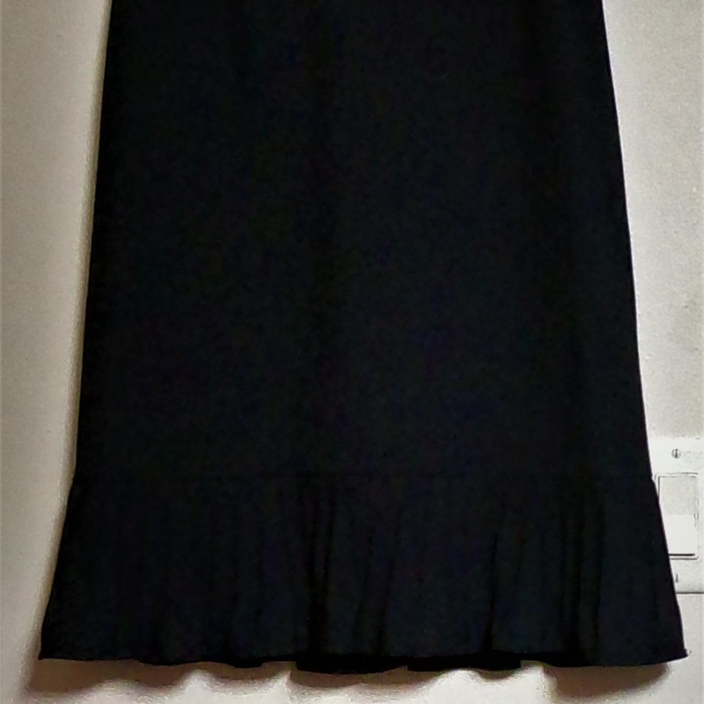 Ruffle Bottom Antonio Melani Black Skirt